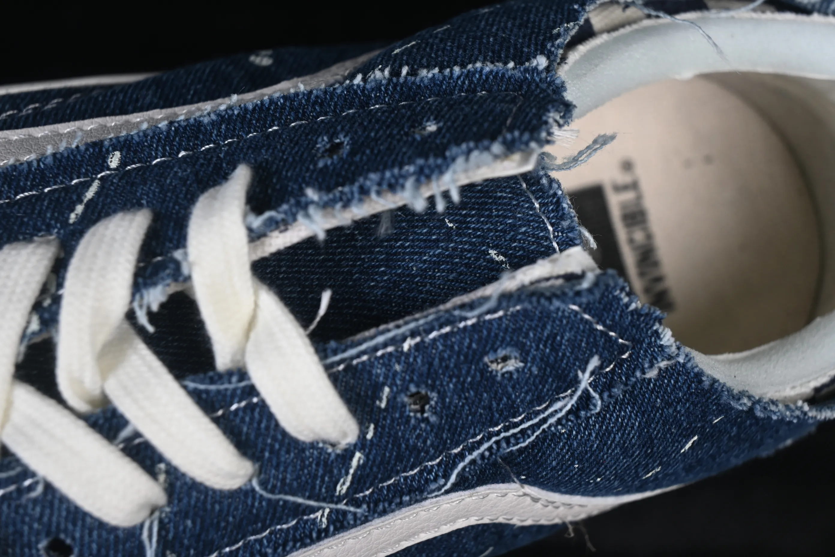 All categories Vans Vans series Vans Low Vans low top Vans Old Skool Frayed Vans low-top casual skateboard shoes VN000E9HGTL